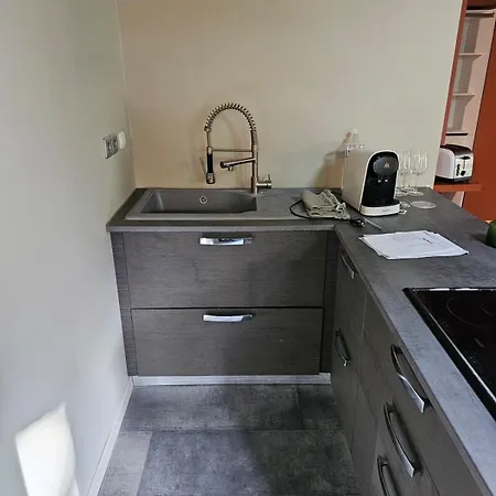Independent Apartment, Quiet, Forest And Pool Chancelade