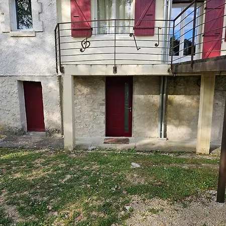 Independent Apartment, Quiet, Forest&pool * Chancelade